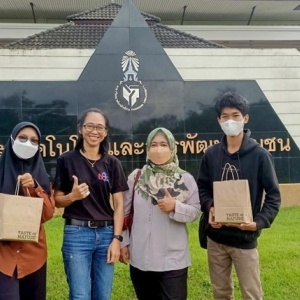 Cerita Inggit dan Farhan Perwakilan Agroteknologi UMK Ikuti International Student Internship di Thaksin University Thailand